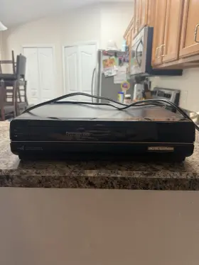 Pv-v4622s Panasonic Pv-41159 Broken/for Parts 4-head Hi-fi Stereo Vhs Vcr Player