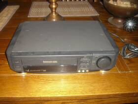 Panasonic Pv-4164 Omnivision Vcr Model For Parts Or Repair