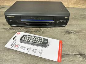 Panasonic Pv-4520 Blue Line Vcr Omnivision 4 Head Tested And Working With Remote