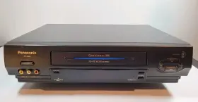 Pv-4569 Panasonic Omnivision Vhs Vcr Hi Tech 4 Head With Remote Tested Japan