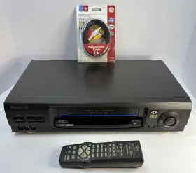 Pv-4620 Panasonic Blue Line Omnivision 4-head Hi-fi Vcr And Remote Tested Free S&h