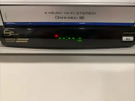 Pv-4621 Panasonic Vcr - For Parts Or Repair