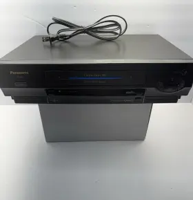 Pv-4657 Panasonic Pv-4647 Vcr Vhs Recorder Blue Line Omnivision 4-head Hifi Tested