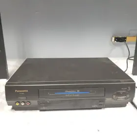 Pv-4661 Panasonic Vhs Player Works Great No Remote
