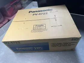 Vsqs0625 Panasonic Pv-4722 Omnivision Vhs Video Cassette Recorder With Remote
