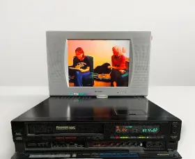 Pv-4768 Panasonic Omnivision Tech Vhs/vcr Player No Remote Tested Works