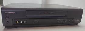 Panasonic Pv-7452 Vcr Omnivision 4 Head Stereo Untested