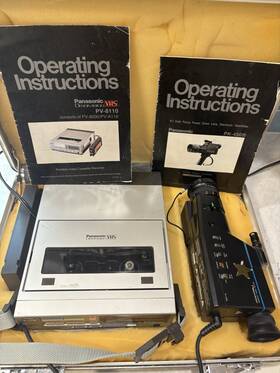 Panasonic Pv-8110 Recorder Pk-450b Vhs Camcorder Kit Tested Works Vintage
