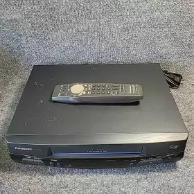 Pv-8402 Panasonic Omnivision Vhs Vcr 4 Head Hi-fi Mono Remote Tested Works