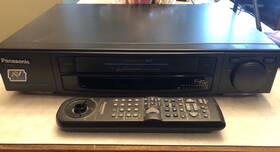 Panasonic Pv-s7680 Omnivision Svhs Vhs S-vhs Vcr Dynamorphous Metal Head Working