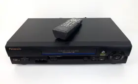 Pv-v4601 Panasonic Pv-v4061 4 Head Hi-fi Stereo Vcr With Remote Tested Working