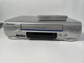 Pv-v4523s-k Panasonic Pv-v4523s Blue Line 4-head Omnivision Vcr Vhs Player With Remote Control