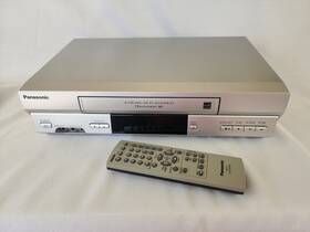 Panasonic Pv-v4525 Vhs 4 Head Omnivision Vcr With Remote All Work Well