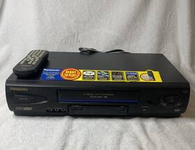 Panasonic Pv-v4612s Pv-v4612 Omnivision Blue Line Vcr Recorder Vhs Player Remote Tested