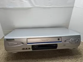 Pv-v4624s Panasonic Omnivision 4 Head Hi Fi Stereo Vcr With Remote Tested