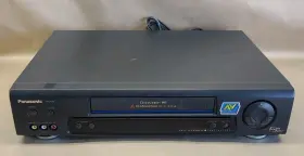 Pv-7662 Panasonic Pv7662 Vhs Player Vcr 4 Head Dynamorphous Metal - Working Read