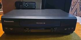 Panasonic Pvq-v201 2-head Vcr And Remote Vhs Player Video Record Tested Working