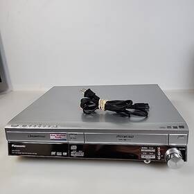 Panasonic Sa-ht833v Vcr / Dvd Combo With 5 Disc Changer- No Remote -tested