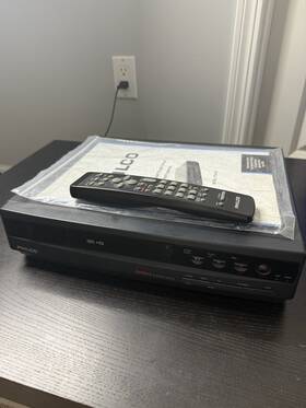 Philco Vt2410at02 Vhs Recorder Player Vcr Model With Remote Tested And Working