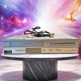 Philips E8a221ud Dvp3200v/37 Dvd/vhs Combo Player Video Cassette Recorder Tested Works
