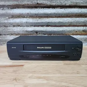 Vrz220at21 Philips Magnavox Vcr Vhs Hq Player No Remote Vrz220at21 Philips Magnavox Vcr Vhs Hq Player No Remote