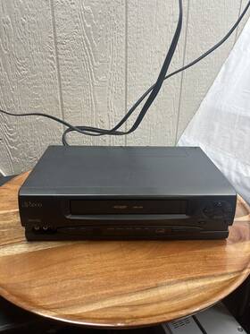 Philips Sva106at22 Sv2000 4 Head Vhs Vcr Video Player Recorder No Remote