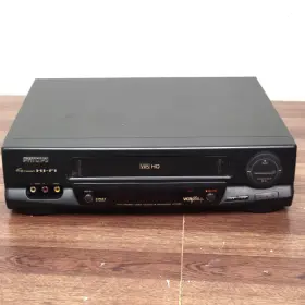 Vct565 Philips Vcr Hi-fi Stereo Video Cassette Recorder Vhs Hq Player Tested