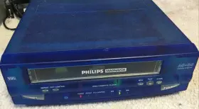 Vpa115bl21 Philips Rare Blue Transparent Vhs Player Tested - No Remote/cables