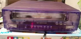 Vpa115pr21 Philips Magnavox Vcr Vhs Player Rare Purple Plays - Needs Some Work