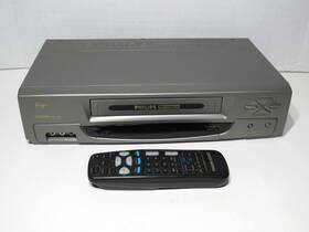 Philips Vra633at21 Magnavox 4-head Hi-fi Vcr Plus Vhs Tape Player With Remote