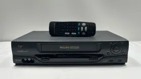 Vra656at Philips Vhs Vcr And Remote