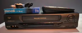 Vra6718t21 Philips Magnavox Vhs Vcr Player Works Tested With Universal Remote