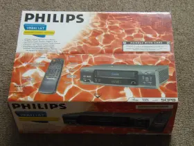 Vrb411at Philips New Vcr 4 Head Hq Vhs Video Cassette Player/recorder