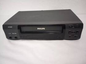 Philips Vrb411at22 4-head Video Cassette Recorder No Remote