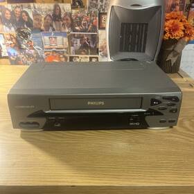 Philips Vrb612 Phillips Vcr Model No. Vrb612at24 4 Head/19um Hi-fi Energy Star Vhs Hq