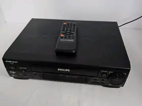 Vrb615 Philips Vcr Vhs Player Recorder 4 Head Hi-fi With Remote Tested Working