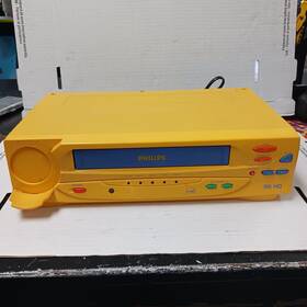 Philips Vrkd11yl21 Vcr Childrens Yellow Works No Remote