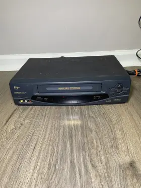 Vrs631at22 Philips Magnavox Video Cassette Recorder Player 4-head Hi-fi Stereo