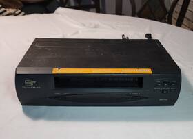 Philips Vrx362at22 Magnavox Vrx360at22 Vcr 4 Head Vhs Tape Player For Parts