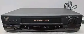 Vrz244 Philips Magnavox Video Cassette Recorder Vcr Vhs At01 - No Remote