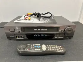 Vrz464at01 Philips Magnavox Vrz464 4 Head Stereo Vcr Player Recorder Vhs
