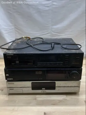 Pd-m410 Pioneer Vintage Cd Player Sony Vcr Magnavox Dvd/vcr Combo Lot Electronics