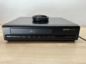Vh-200 Quasar Vtg 1991 Video Cassette Player Recorder No Remote Japan Tested