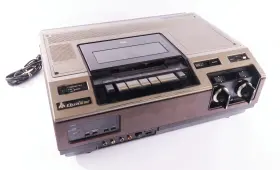 Vh5015sw Quasar Vintage Vcr/tv-tuner Vhs Player