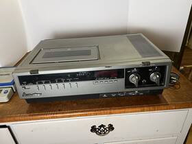 Quasar Vh5022uw Vtg Vcr Video Cassette Tape Player Recorder As Is Parts/repair