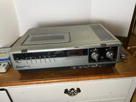 Vh5022uw Quasar Vtg Vcr Video Cassette Tape Player Recorder As Is Parts/repair
