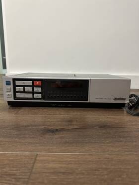 Quasar Vh5045xq Video Cassette Recorder Vcr