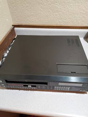 Quasar Vh5346xe Vintage 1984 Vcr Stereo Video Cassette Recorder Read Description