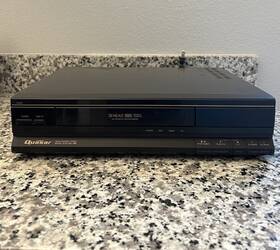Quasar Vh5390 Vcr 3 Head Vhs Video Cassette Player No Remote Tested