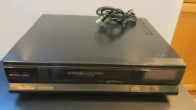 Vh5495 Quasar Untested Vcr 4 Head Hi-fi Cleaned No Remote